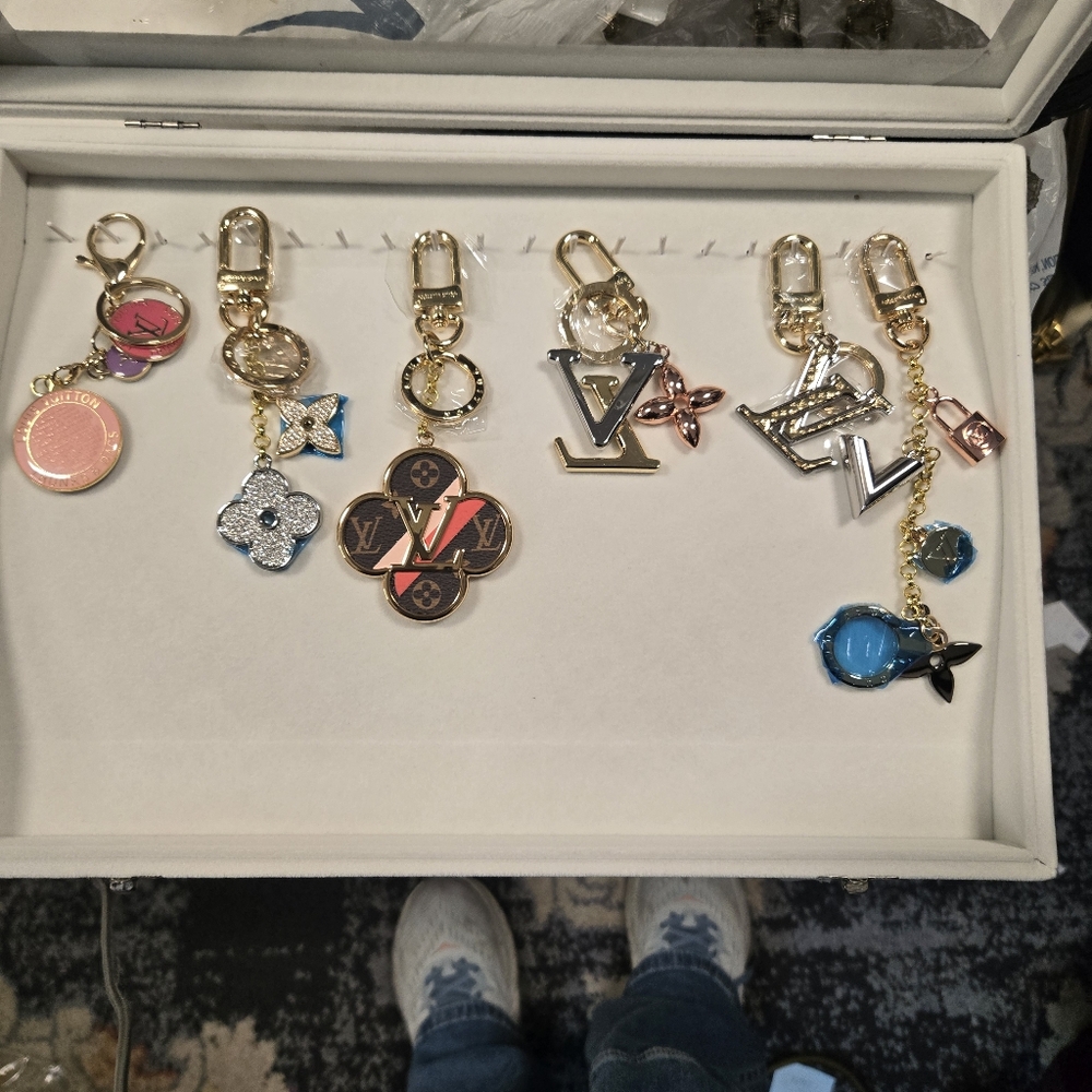 Pick 1 fashion bag charms
